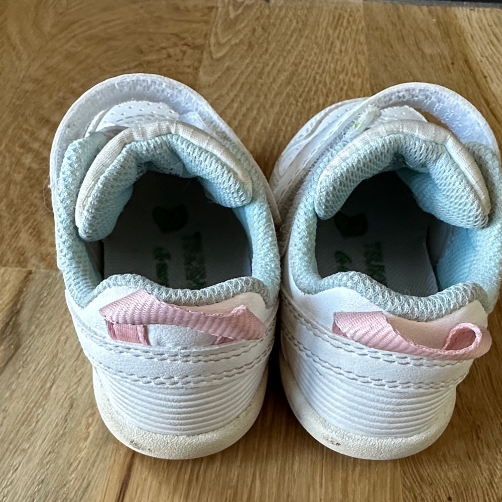 Tsukihoshi Kids Sneakers in White and Pink - Size 5 - Picture 4 of 5